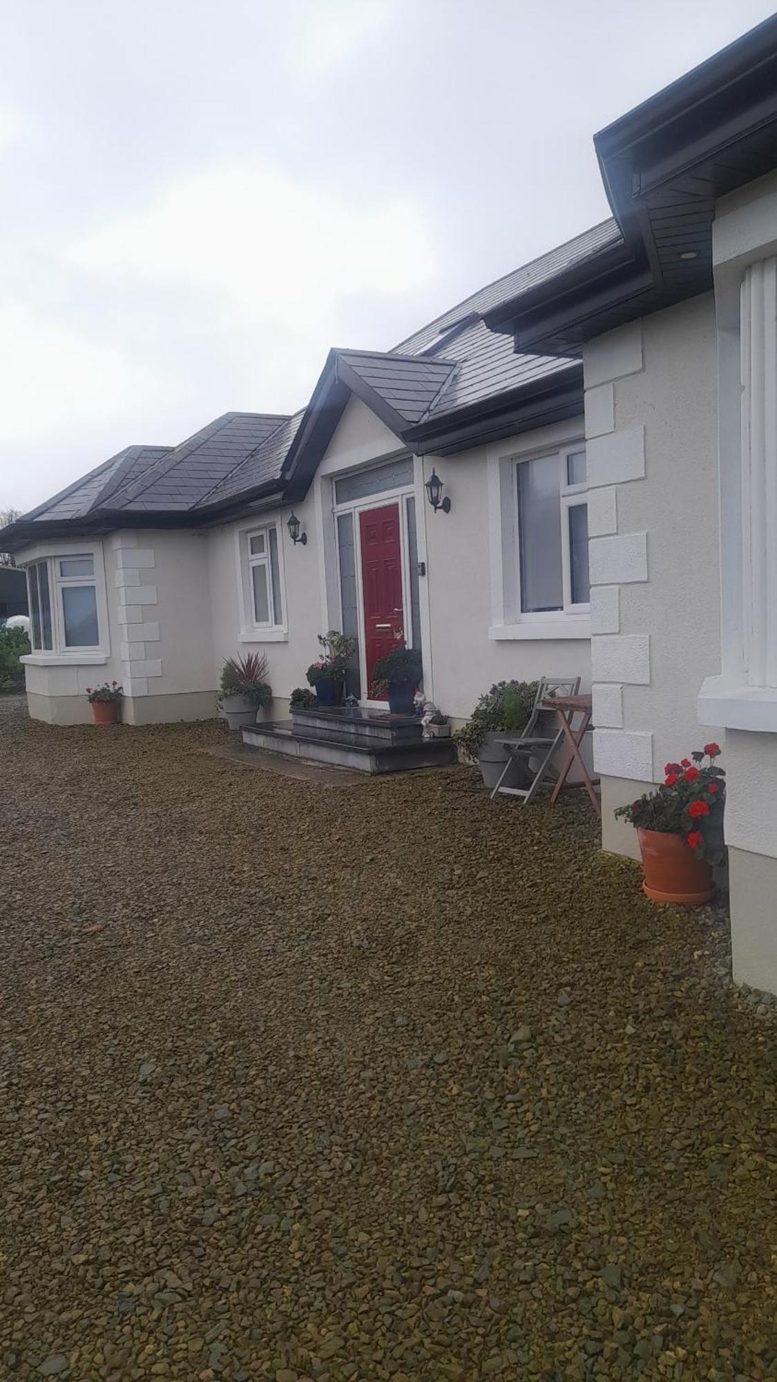 Modern Countryside Apartment Killmallock Lodge إينيسكورثي الغرفة الصورة